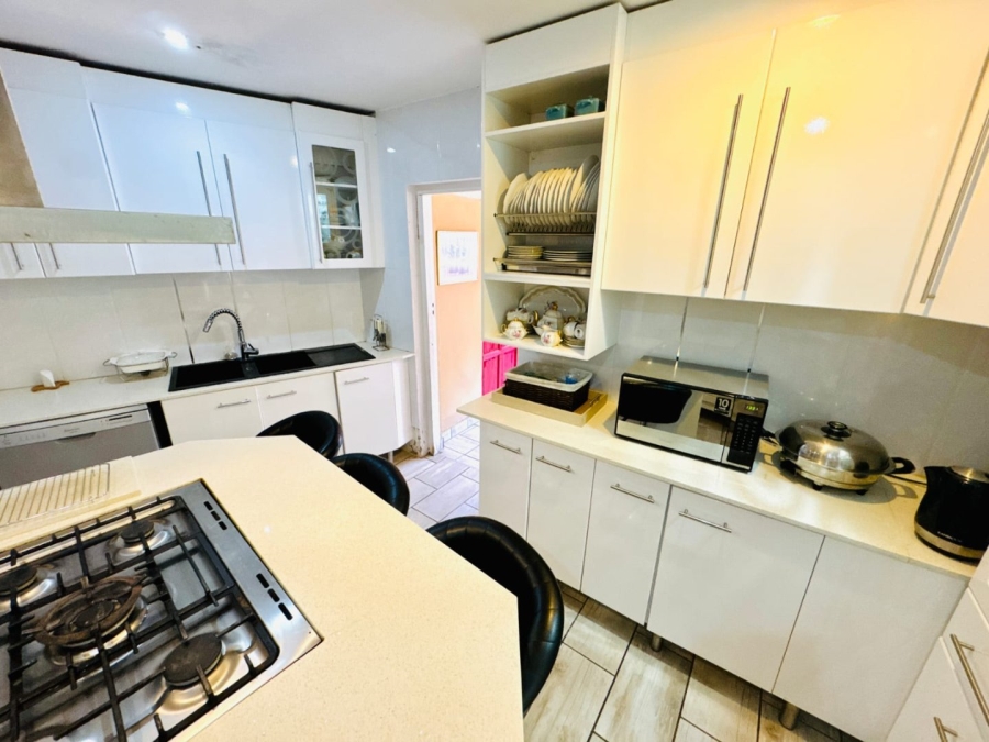 10 Bedroom Property for Sale in Amalinda Eastern Cape